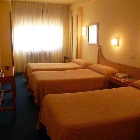 Hotel Pradas Jaca Eksteriør bilde