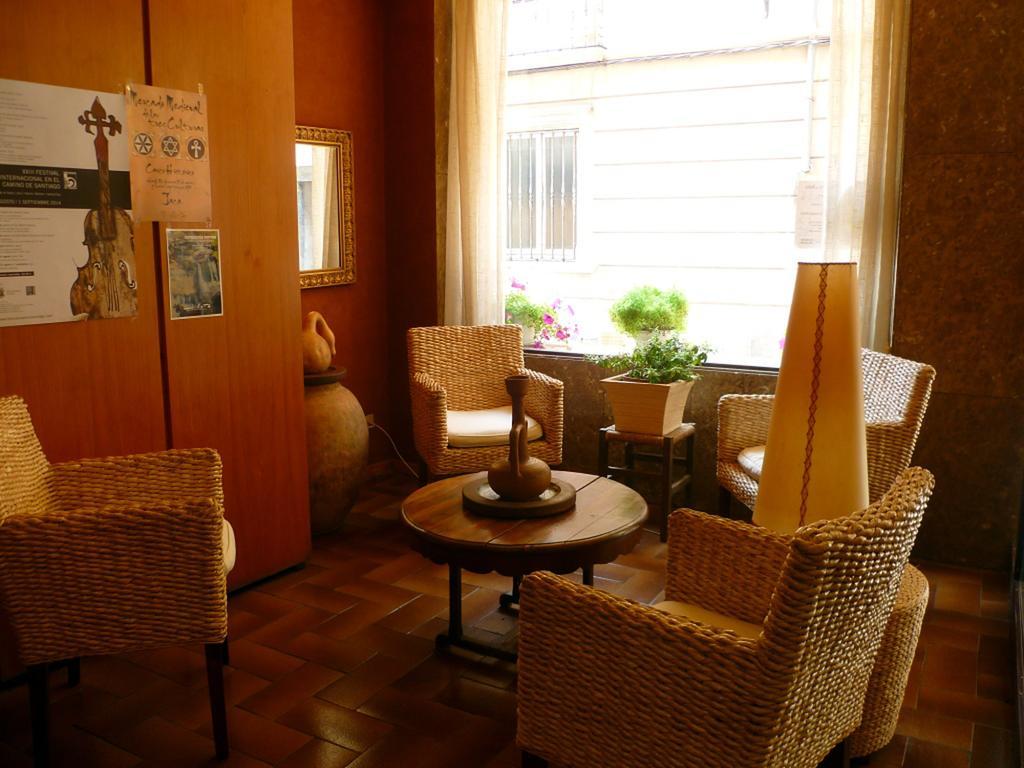 Hotel Pradas Jaca Eksteriør bilde